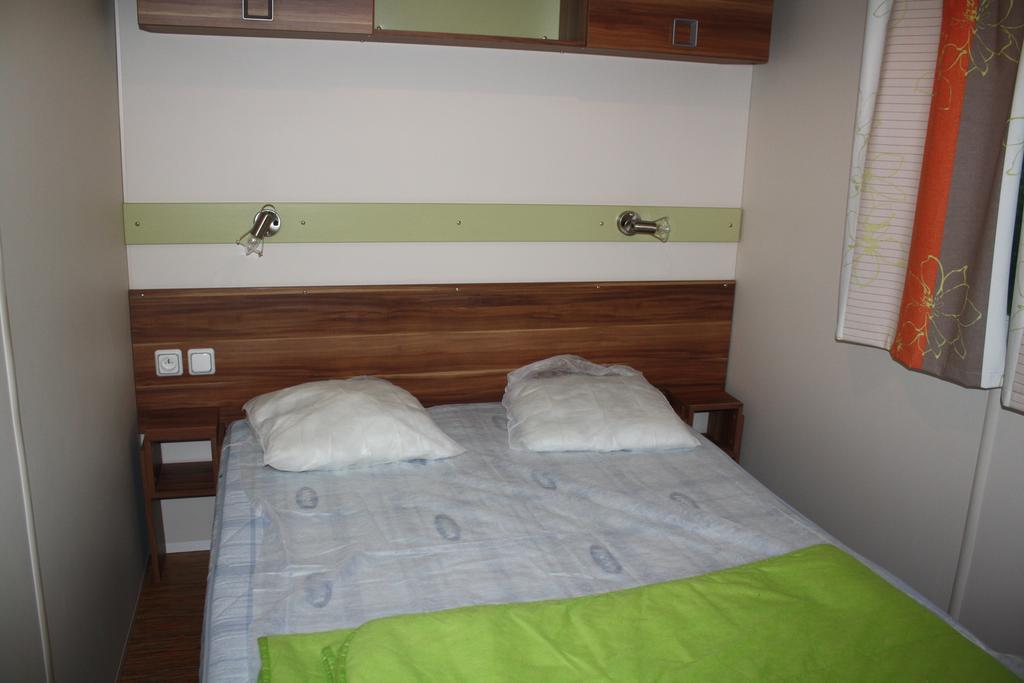Le Camping Des 3 Lacs Belmont-Tramonet Luaran gambar